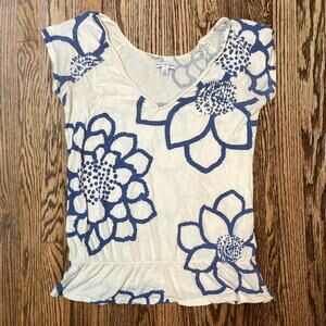 White and blue floral top